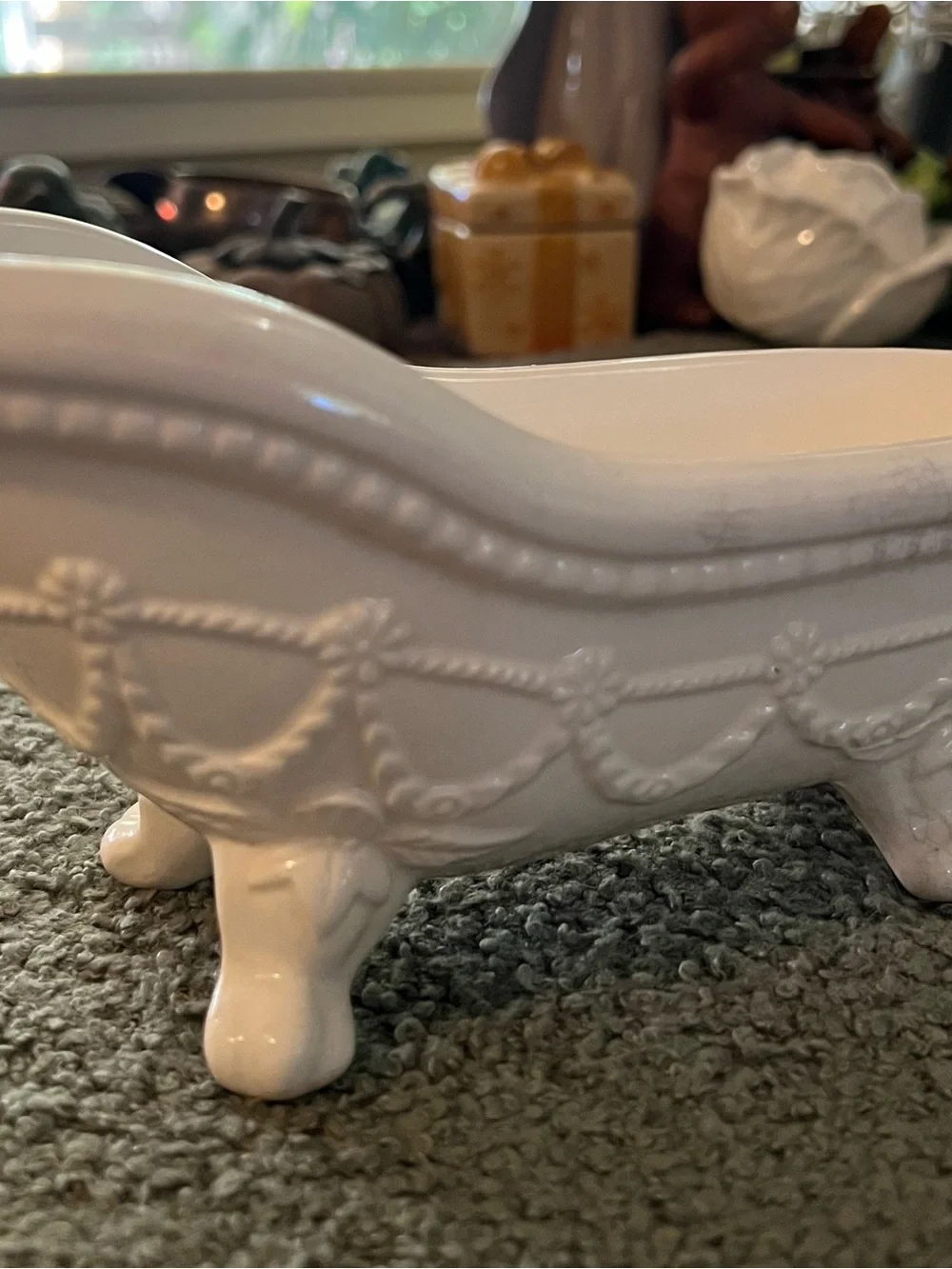 Vintage Ceramic Clawfoot Decorative Soap Dish EUC 8” by 3”